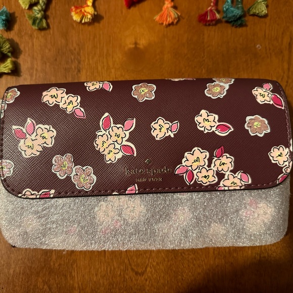 KATE SPADE WALLET - Picture 4 of 9